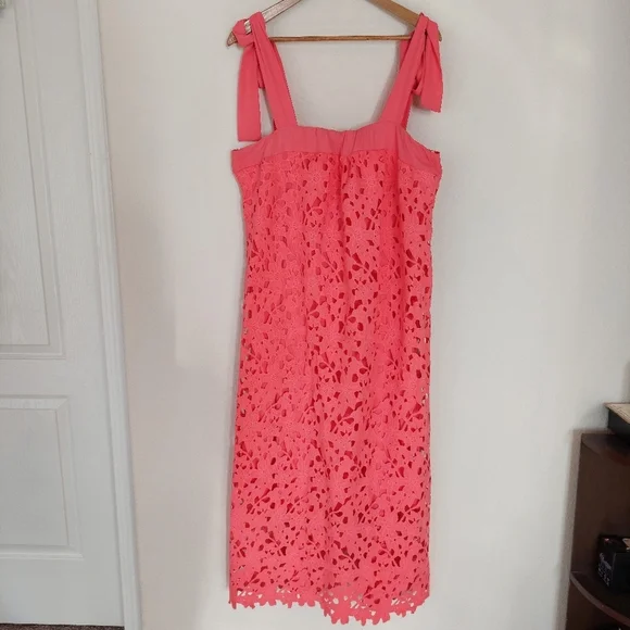 Renee C It's The Dream Coral Pink Lace Midi Dress Size Large - Picture 6 of 10